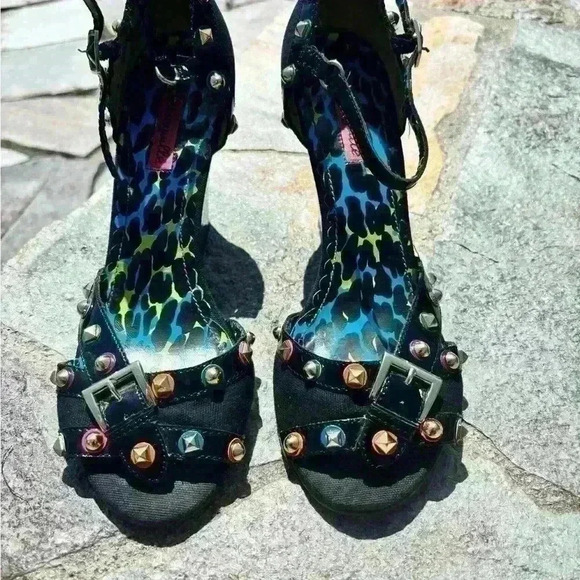 Betsey Johnson Betseyville wedge heels size 9.5 M- heel height 4” - Picture 4 of 12